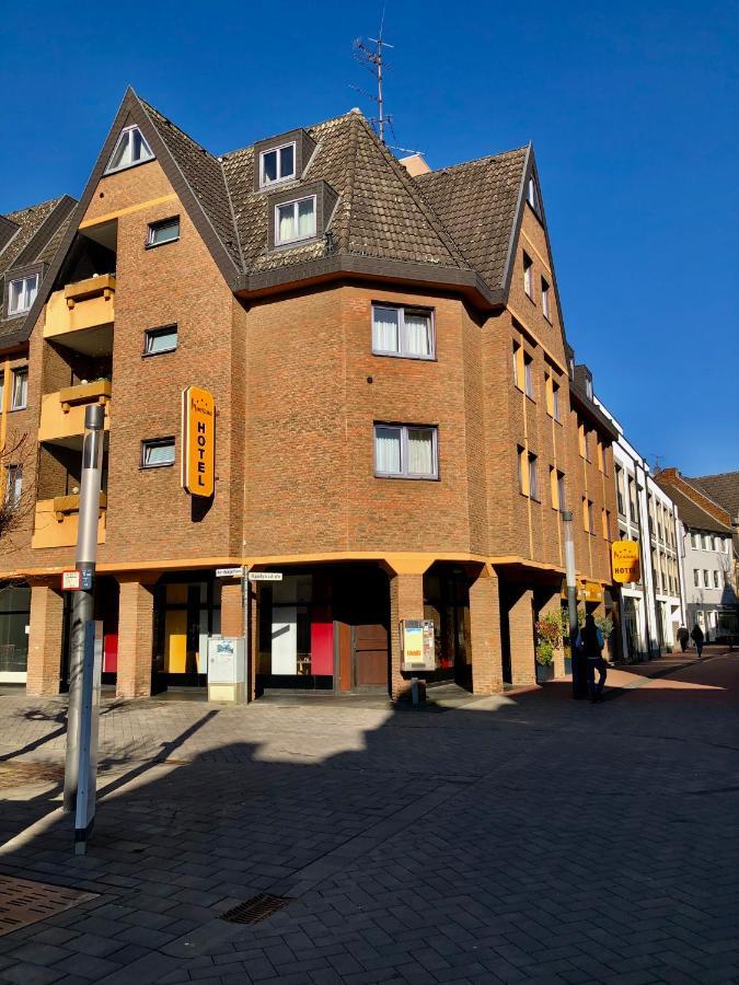 Montana Hotel Koeln-Bonn Airport Troisdorf Exterior photo